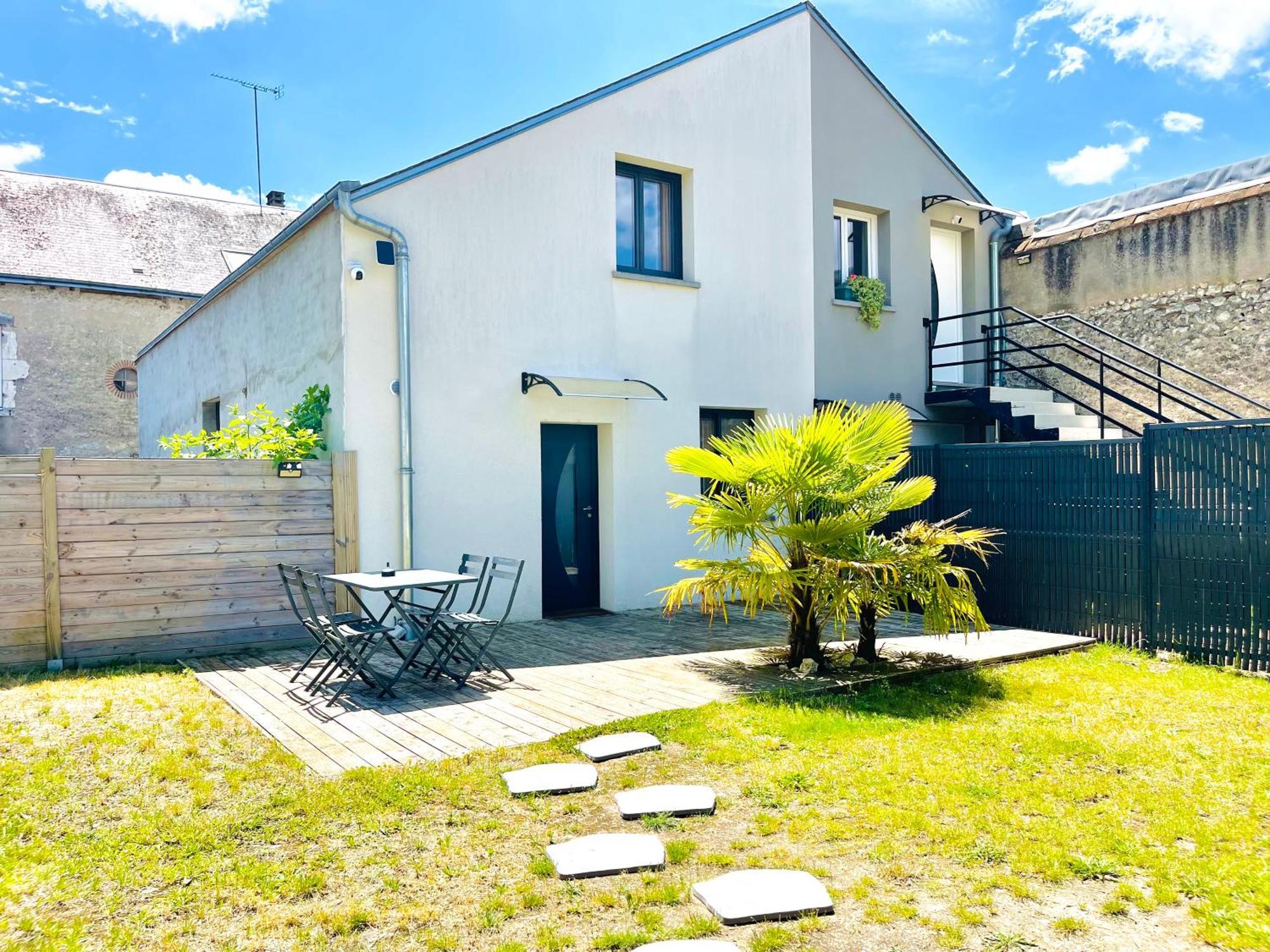 Loft De Charme Avec Parking, Jardin Et Terrasse Holiday home